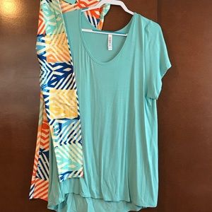 LuLaRoe Classic Tee in turquoise